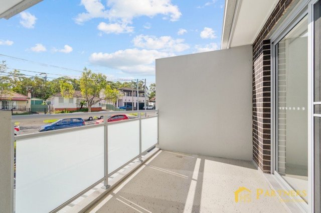 11 Gurney Road, NSW 2162