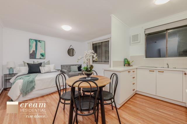 8/6 Walsh Place, ACT 2605