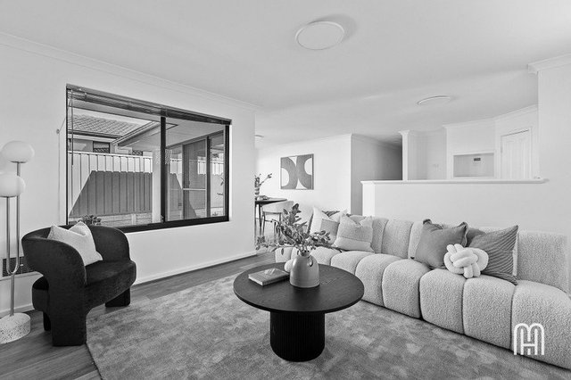 4/134 Huntriss Road, WA 6018