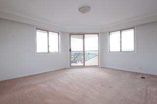 Bedroom 1 (2011-08-30)
