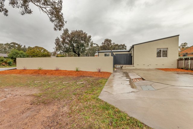 8 Jenner Court, ACT 2903