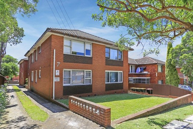 4/7 Fairmount Street, NSW 2195