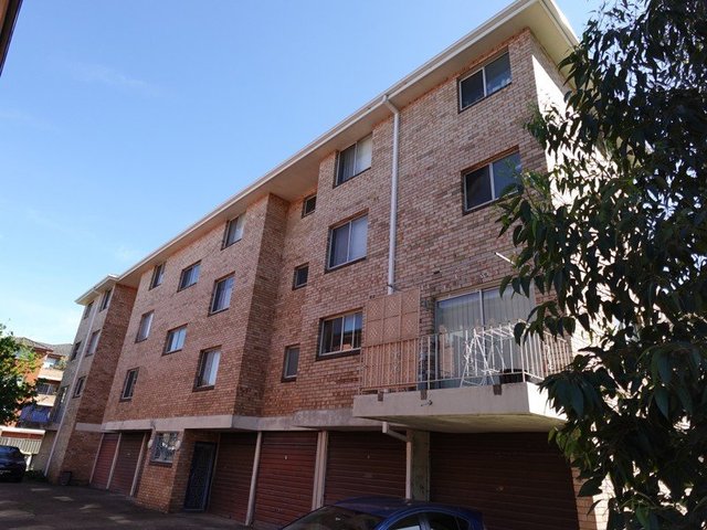10/17 Hart Street, NSW 2170