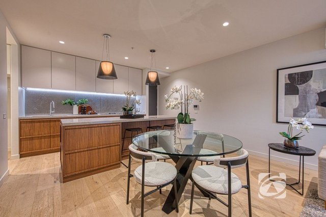 9 Gloucester Avenue, VIC 3806