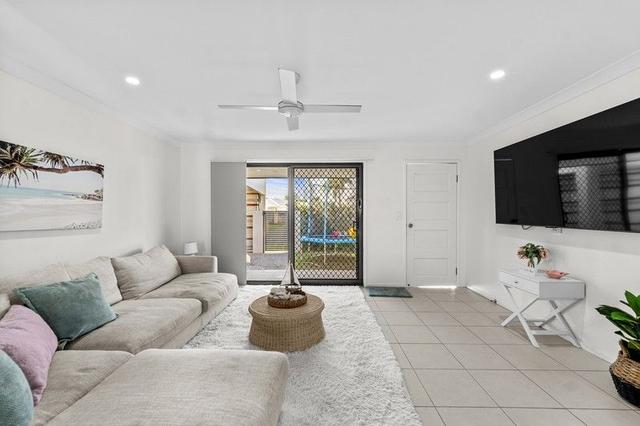 1/8 Inga Avenue, QLD 4217