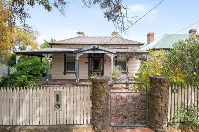 6 Begg Street, VIC 3444