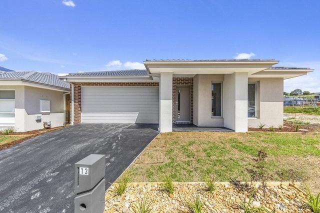13 Chesney Rise, VIC 3809