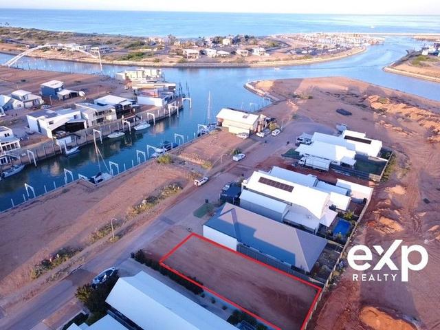 205/44 Cobia Close, WA 6707