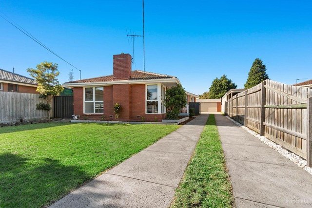 10 Leila Court, VIC 3074