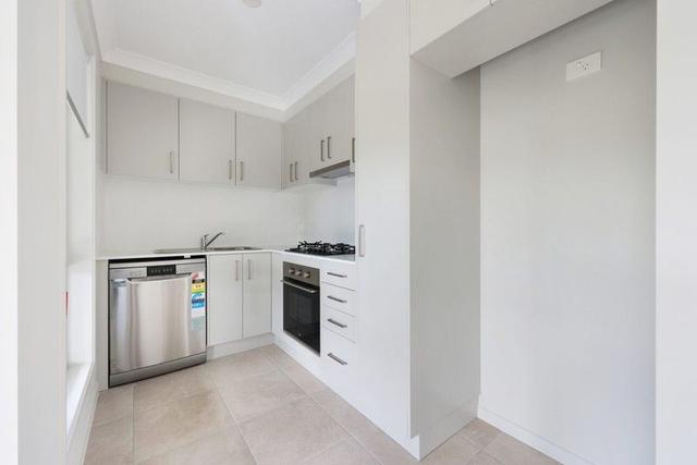 2/15 Wattle St, NSW 2352