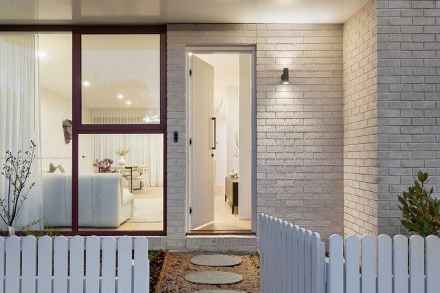 2A Leonard Street, VIC 3070