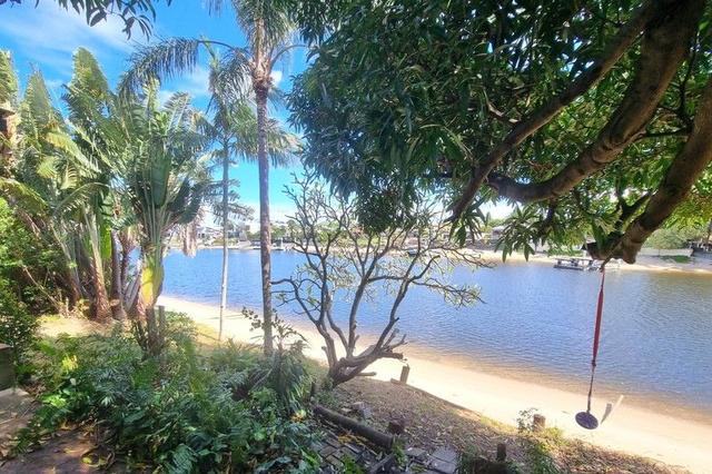 8 Orvieto Avenue, QLD 4218