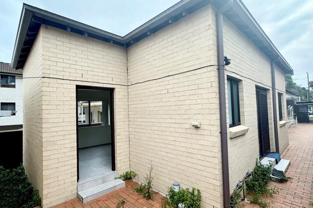 2/50 Claremont Street, NSW 2194
