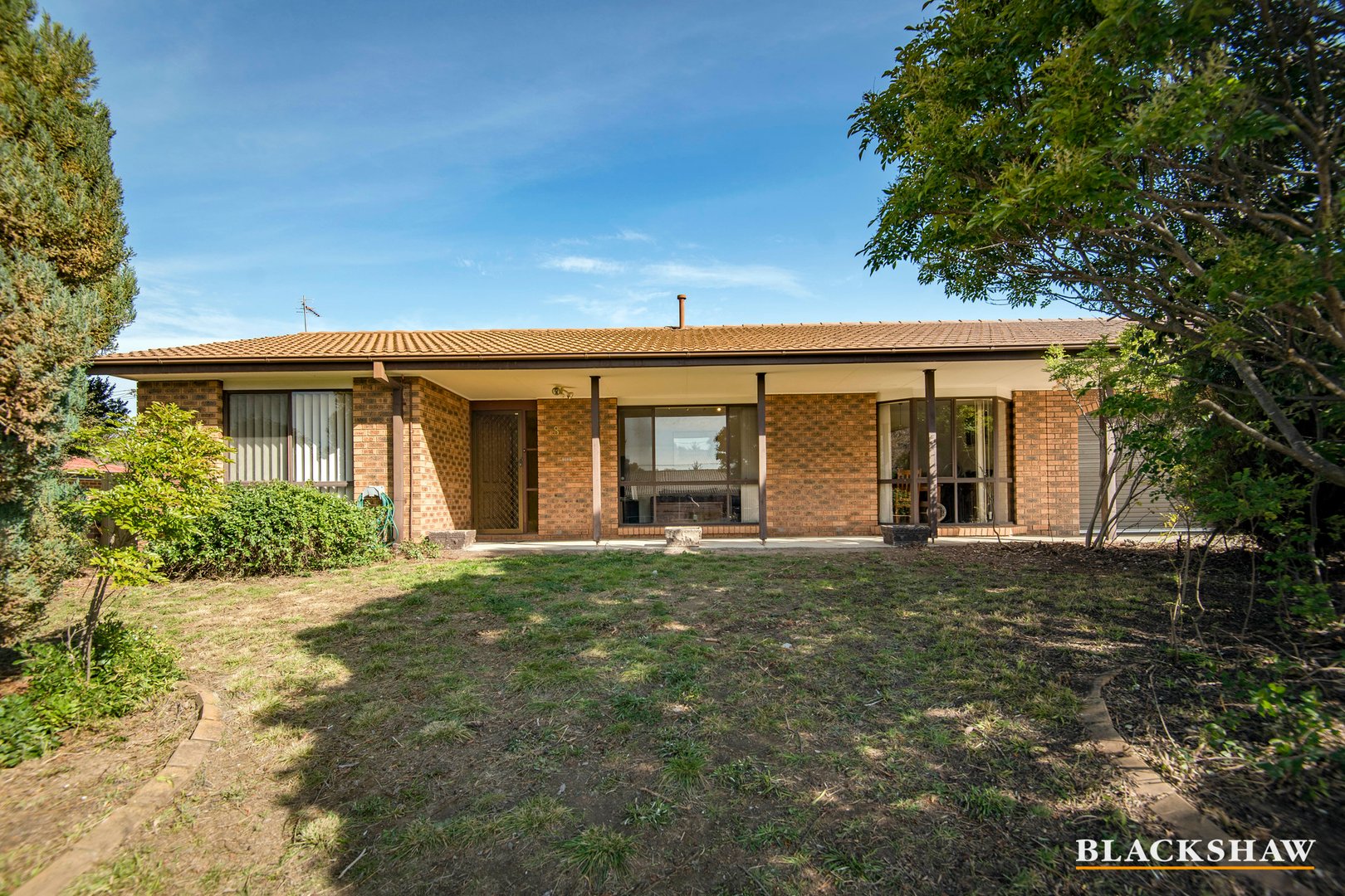 8 Benson Crescent, Calwell ACT 2905 Allhomes