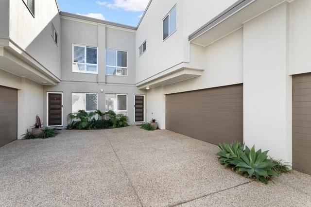 3/4 Dunns Terrace, QLD 4020