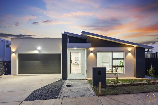 11 Wacando St, ACT 2914