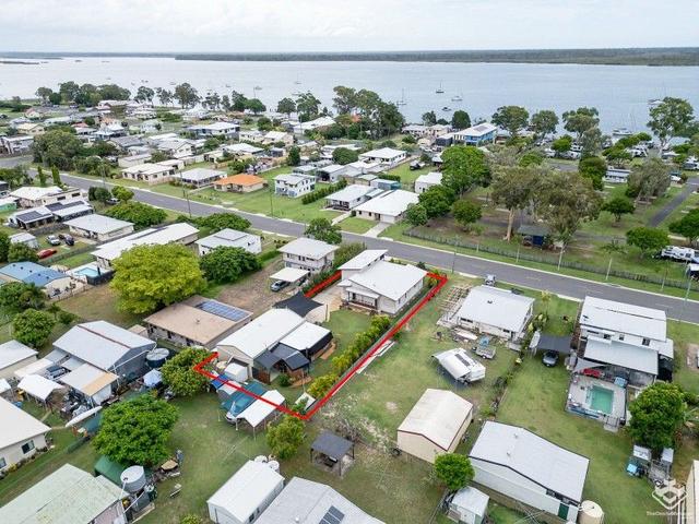 33 Howard Street, QLD 4659