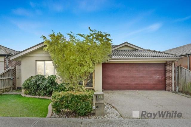 18 Blackledge Drive, VIC 3977