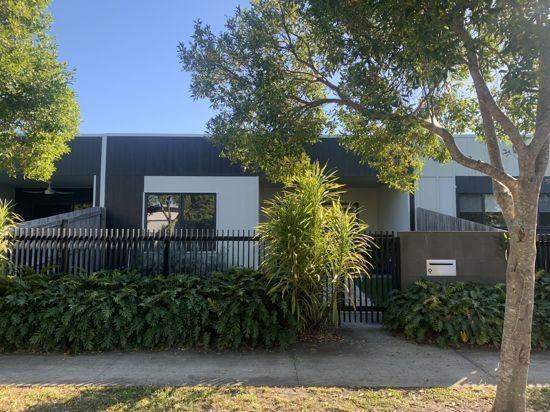 Cane Place, QLD 4553