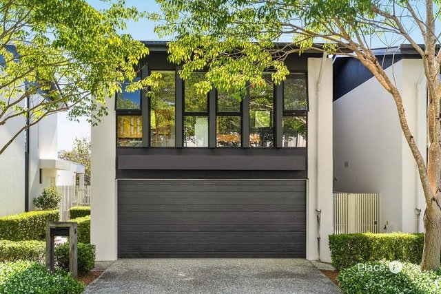 56 Easthill Drive, QLD 4226