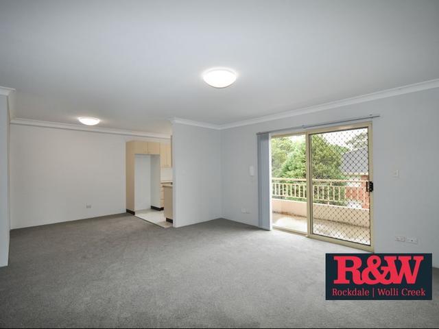 4/35 Oxford Street, NSW 2223