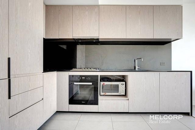 401/151 Berkeley Street, VIC 3000