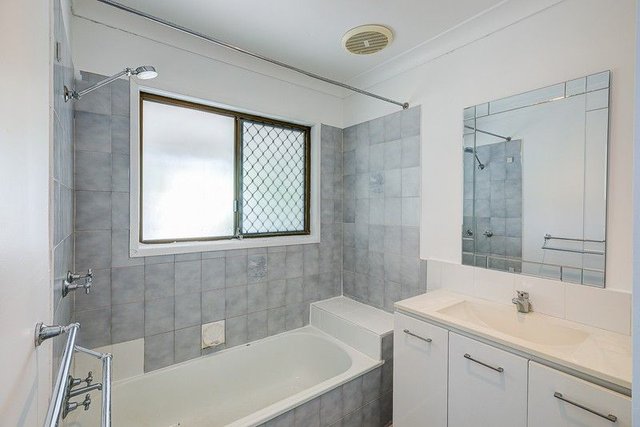 2 Lavender Street, QLD 4133