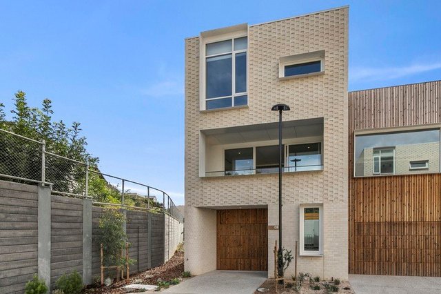8 Pilot Place, VIC 3215