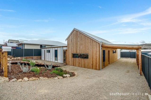 17 Musk Duck Avenue, SA 5211