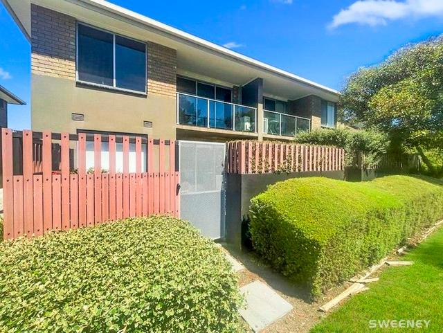 2/66 Simmons Drive, VIC 3018
