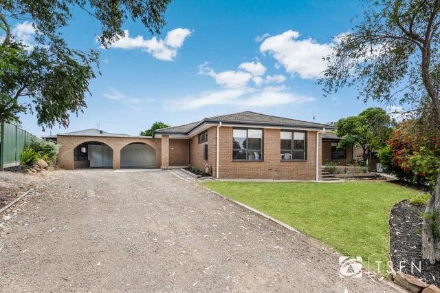 4 Earls Ct, VIC 3555