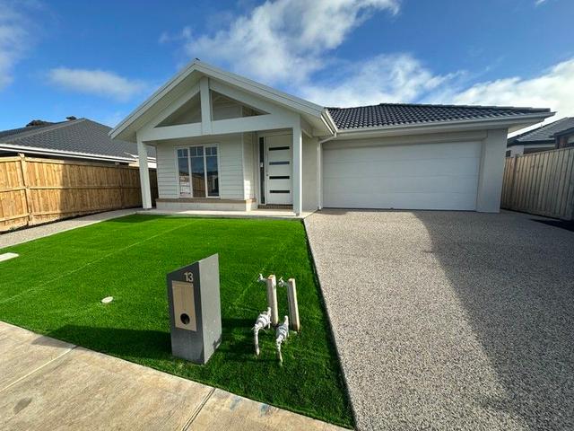 13 Homecrest Crescent, VIC 3024
