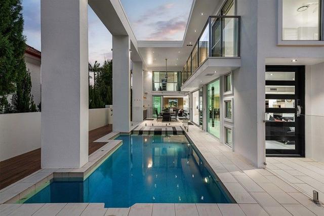 322 Brisbane Corso, QLD 4104