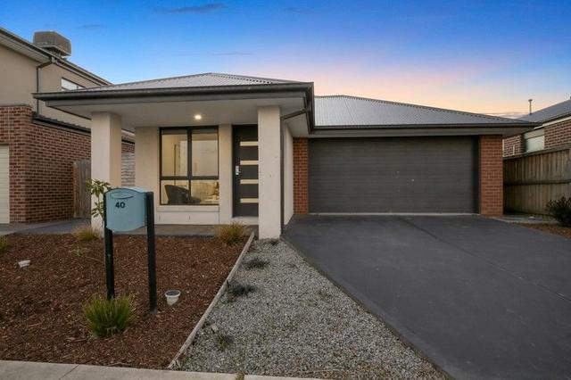 40 Gaston Loop, VIC 3809