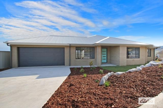 13 Chepstow Road, VIC 3690