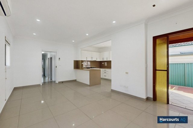 11 Willoughby St, NSW 2161