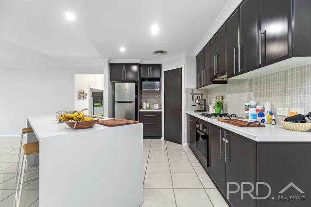 10 Maroo Street, NSW 2720