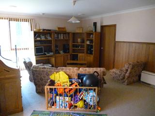 Family Room (2012-04-05)