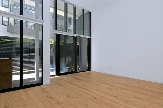 11/22 Barkly Street, VIC 3057