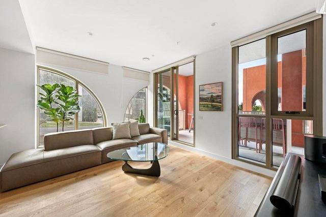 106/20 Wardens Walk, VIC 3058