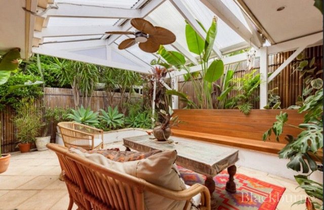 2/1 Dundas Road, WA 6052