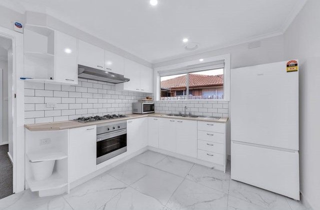 1/25 Edinborough Street, VIC 3803