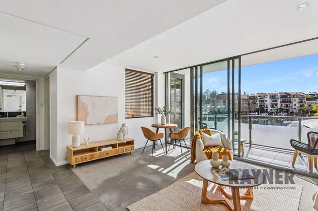 4/50 Royal Street, WA 6004