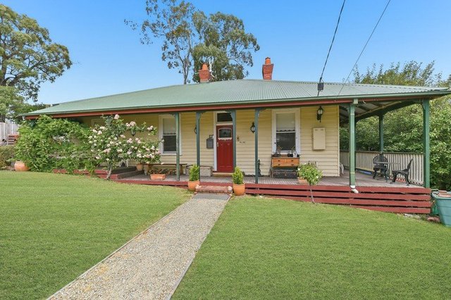 63 King Road, VIC 3806
