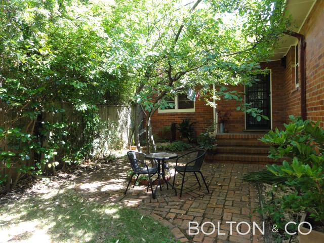 16 Condamine St, ACT 2612