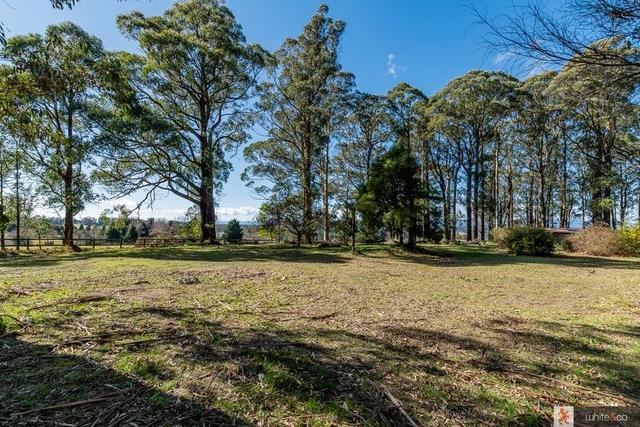 22 Extons  Road, VIC 3757