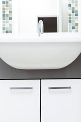 Bathroom (2011-05-26)