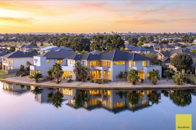1 Pelican Point Road, VIC 3030