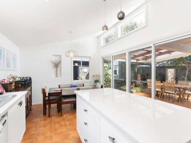 70 Barton Street, NSW 2304