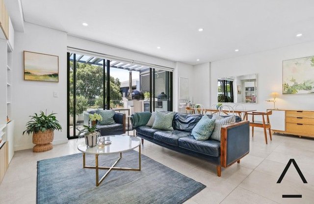 402/27 Robey Street, NSW 2020